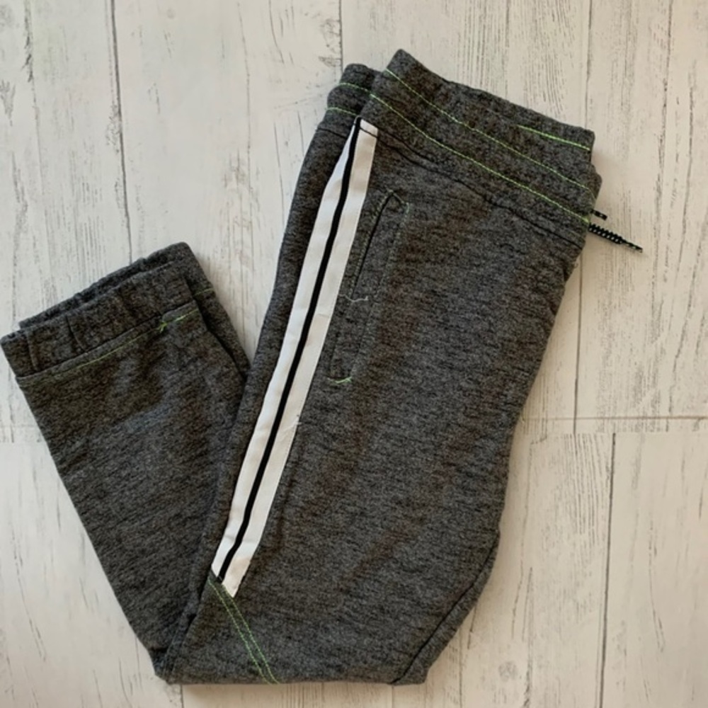 Grey boys joggers size l 14/16